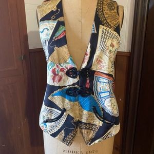 Mieka Fan Print vest